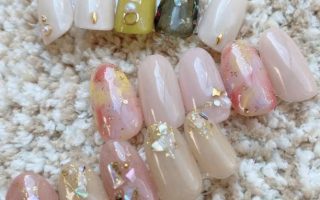 Faux ongles : Quel est le mieux gel ou résine ?