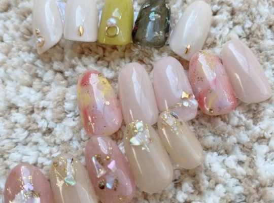 Faux ongles : Quel est le mieux gel ou résine ?