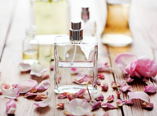 Où trouver des parfums aux senteurs occidentales ?