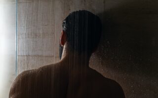 Comment choisir le meilleur pommeau de douche économique